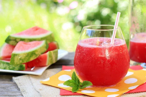 Ép dưa hấu